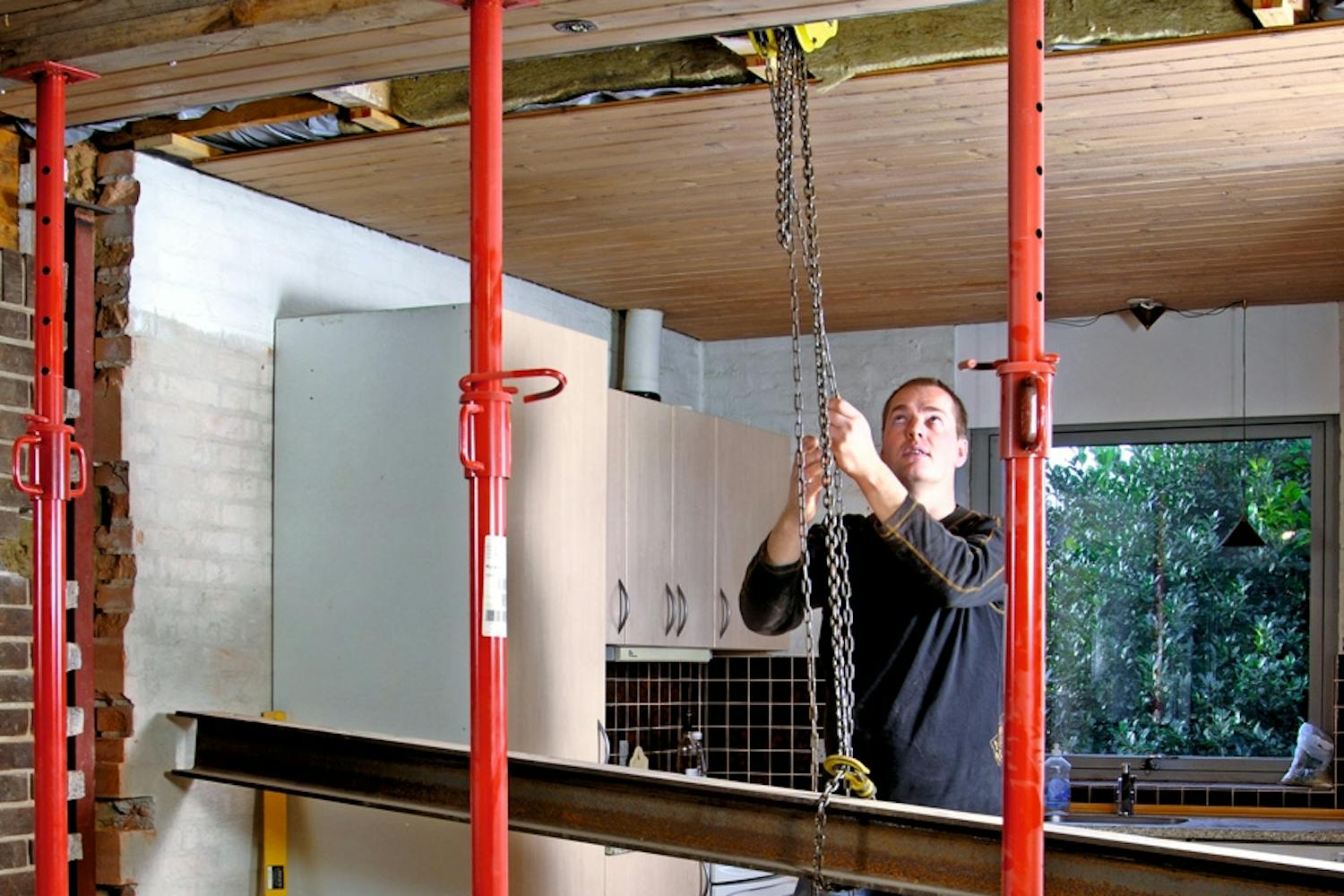 Vahvat teräspalkit Vahvat teräspalkit